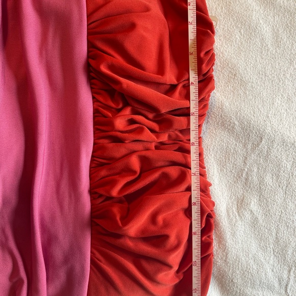 Dress - Picture 4 of 8